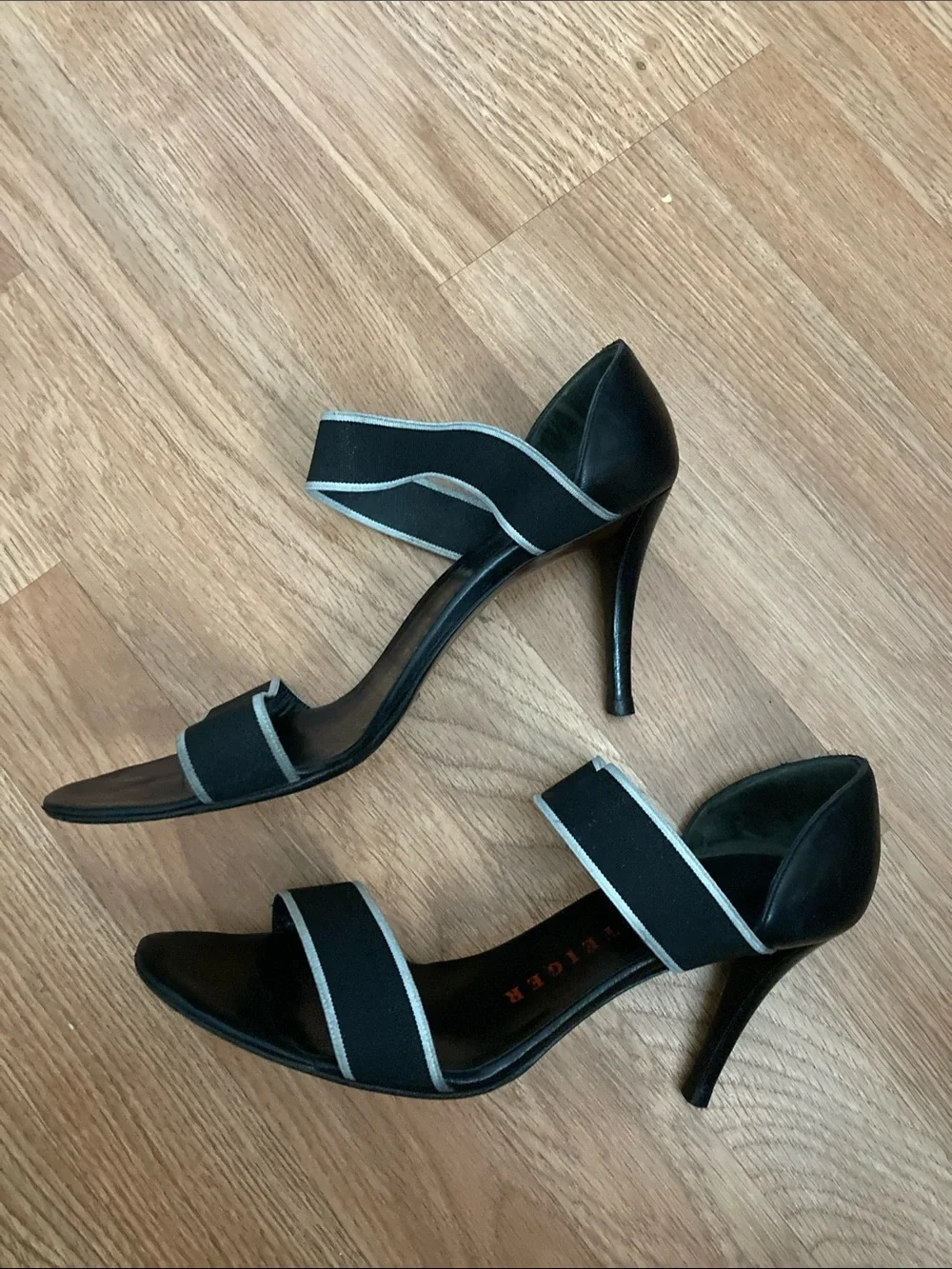 Walter Steiger Black Open-Toe Ankle Strap Heels Sz 10